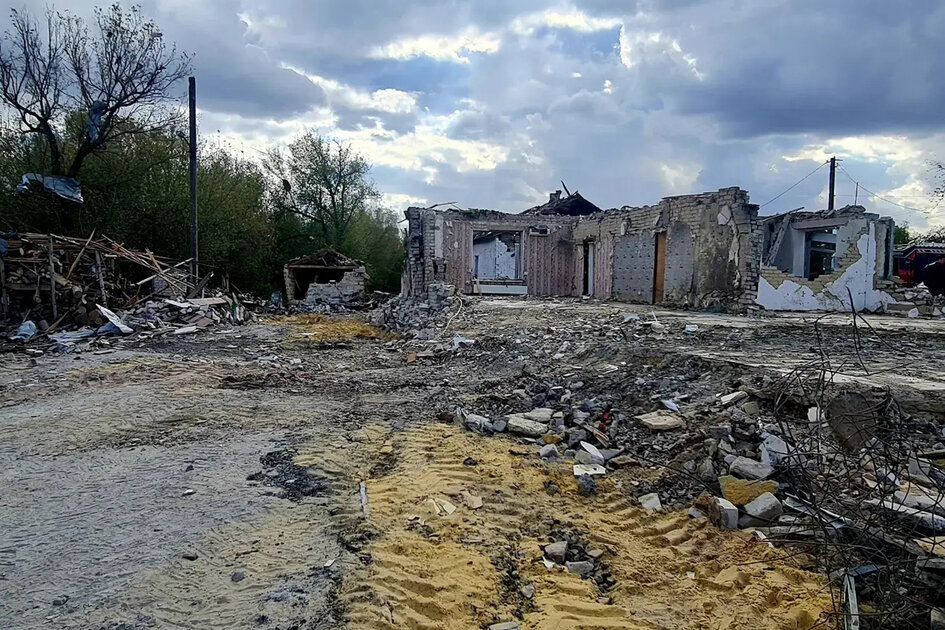 Dispatches des lignes de front en Ukraine: une attaque dévaste un village de 300