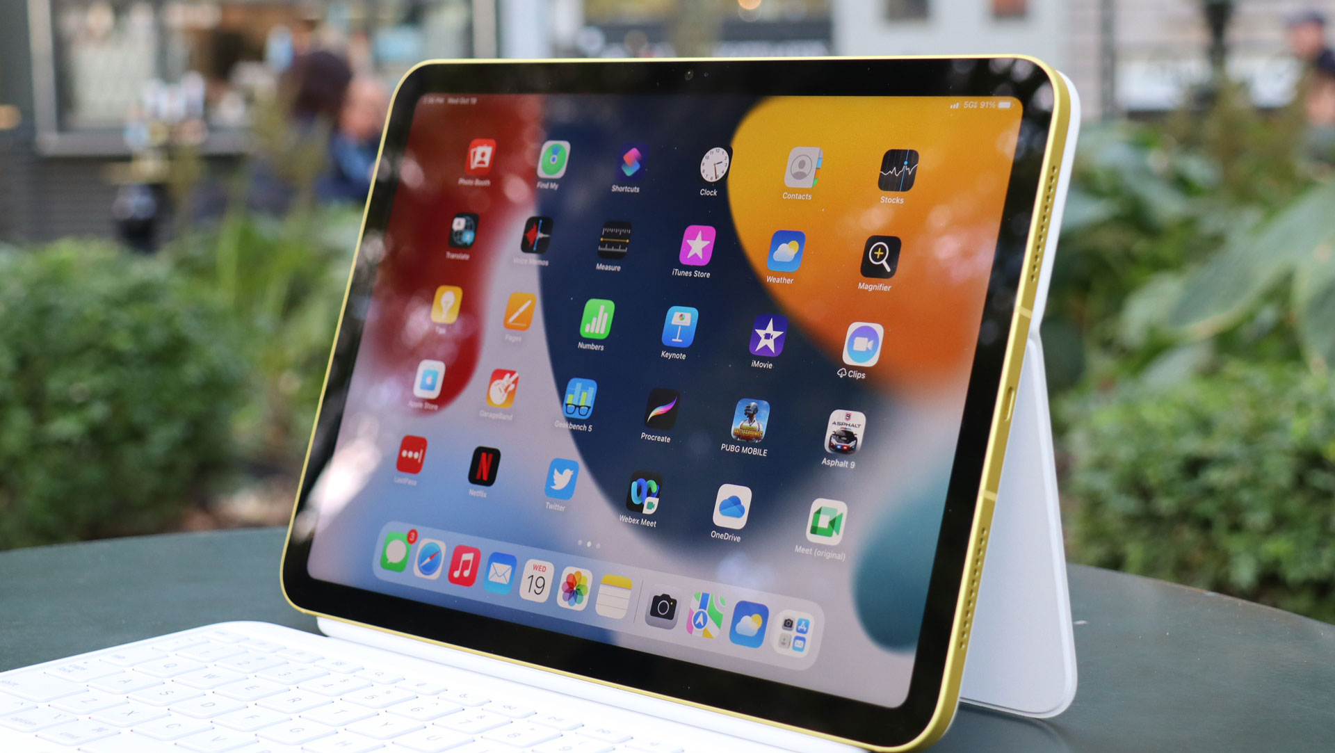 Nous pourrions ne pas voir de nouveaux iPads cette semaine, mais Apple pourrait nous surprendre avec une nouveauté liée aux tablettes.