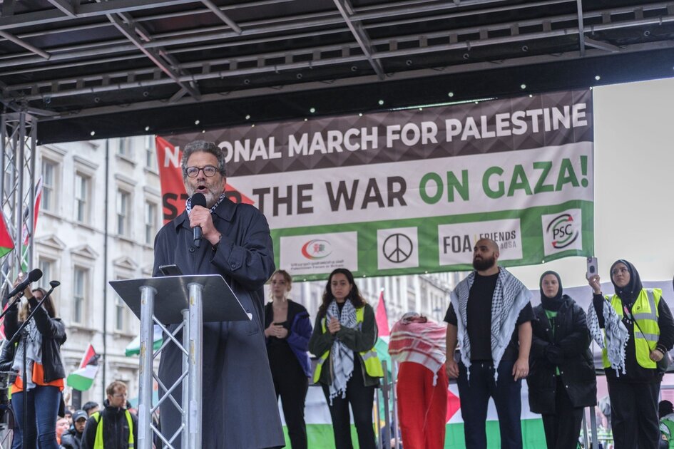 Solidarité avec la Palestine: les manifestants britanniques bravent les menaces pour manifester