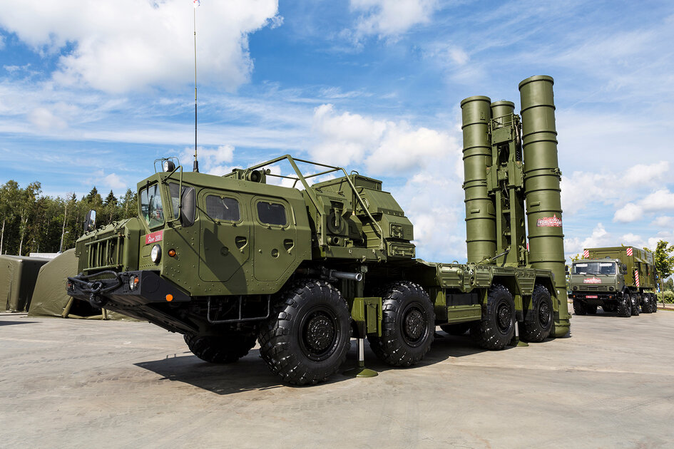 Ukraine vise système défense aérienne en Crimée et forces russes à Bakhmut