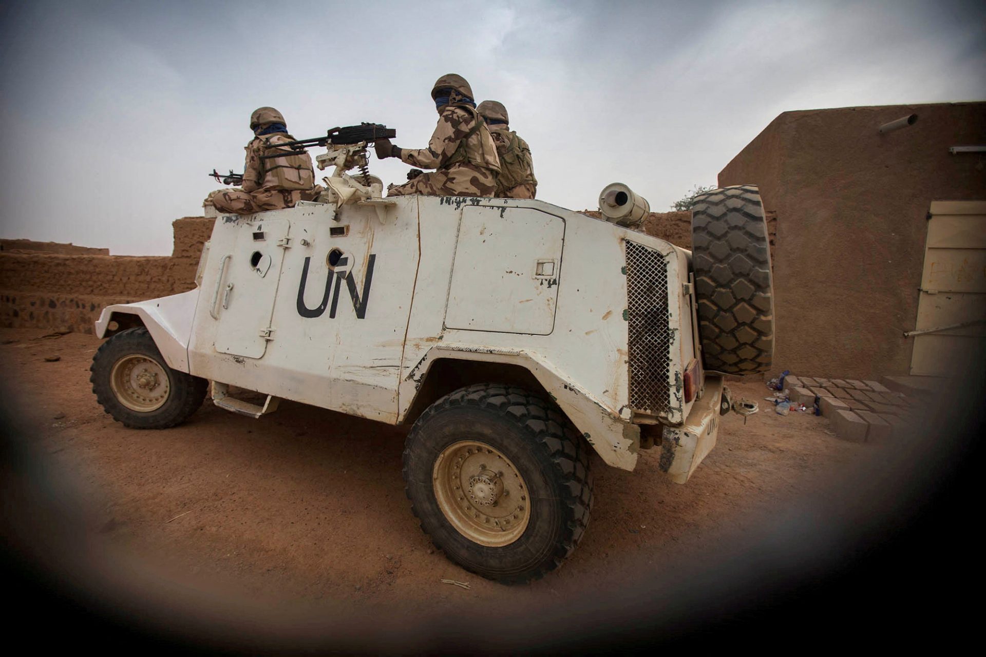 Au moins 22 casques bleus blessés au Mali