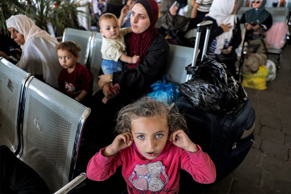 Chaos et peur dominent alors que des étrangers tentent de quitter Gaza via Rafah