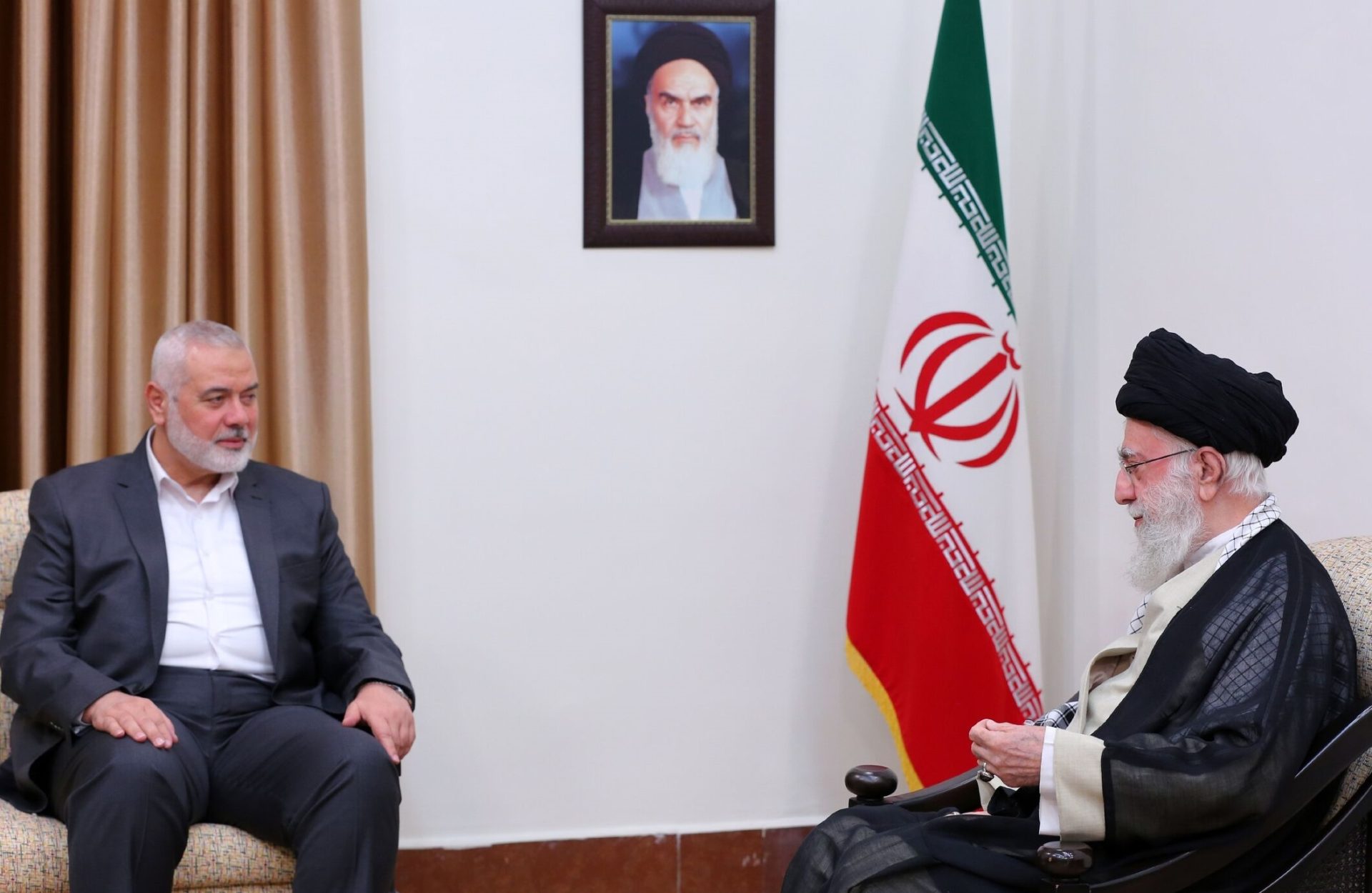 Hamas dément le rapport Reuters sur la rencontre Khamenei-Haniyeh