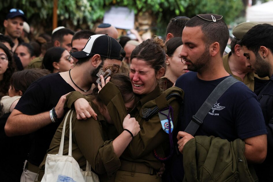 "Israël poursuit l'enterrement des victimes de l'inondation Al-Aqsa"