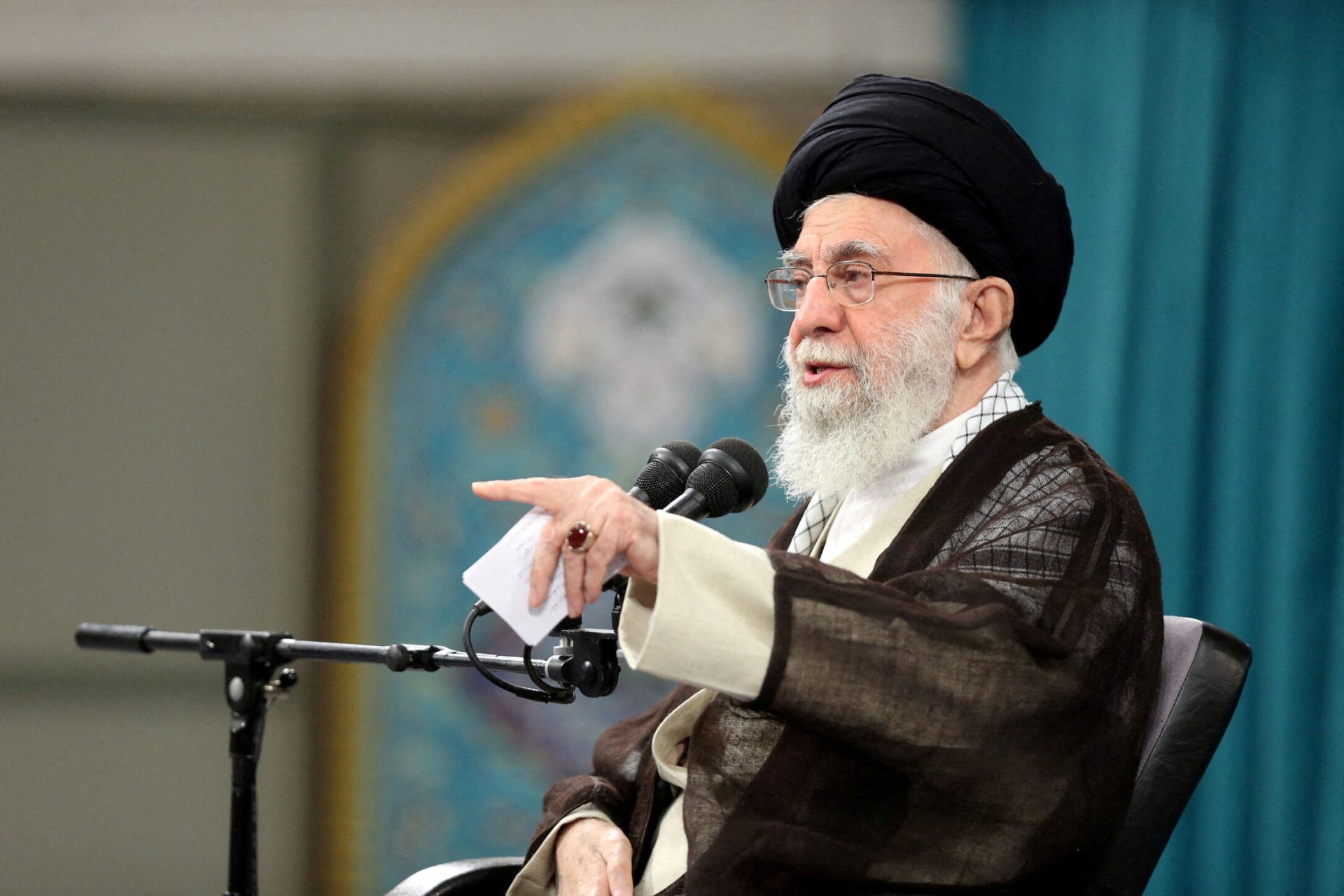 Khamenei d'Iran appelle au boycott d'Israël pendant le bombardement de Gaza