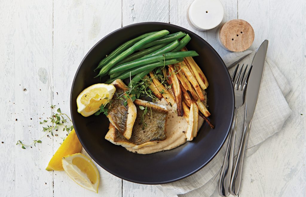 Poisson citronné avec purée et frites de panais