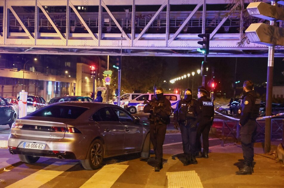 Un touriste allemand tué et deux blessés dans une attaque à Paris