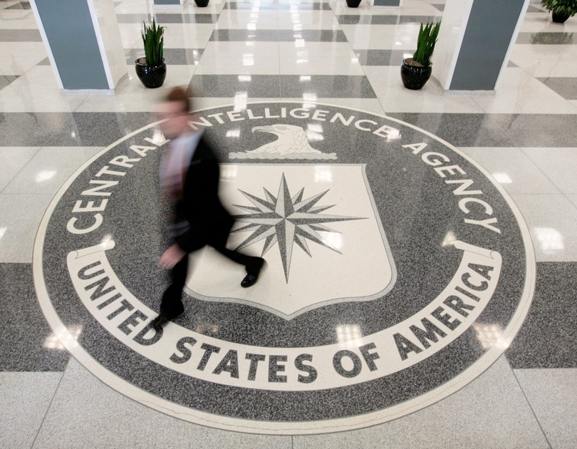 Ancien ingénieur logiciel de la CIA qui a fuité vers WikiLeaks condamné à 40 ans