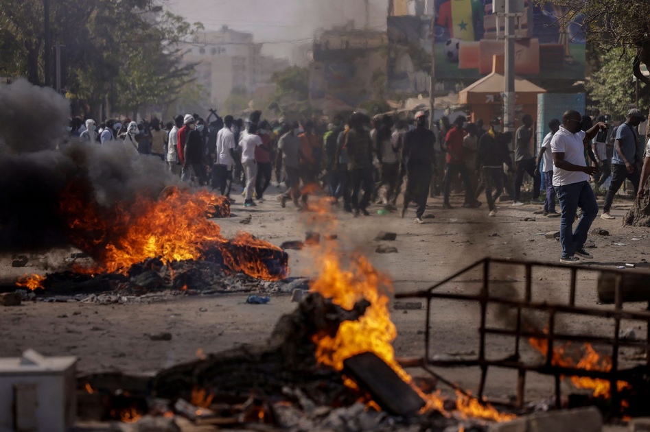 Report des élections présidentielles au Sénégal: causes et conséquences