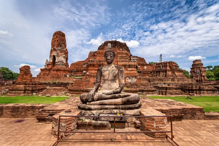 21 Faites une excursion d'une journée à Ayutthaya
