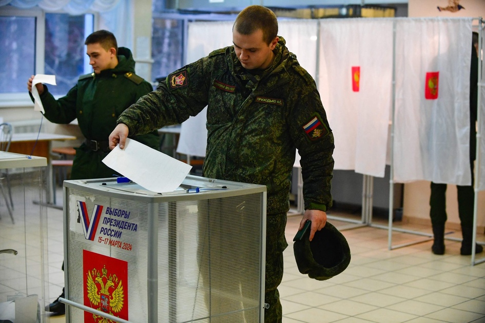 Début du vote présidentiel en Russie avec tension ukrainienne à la frontière