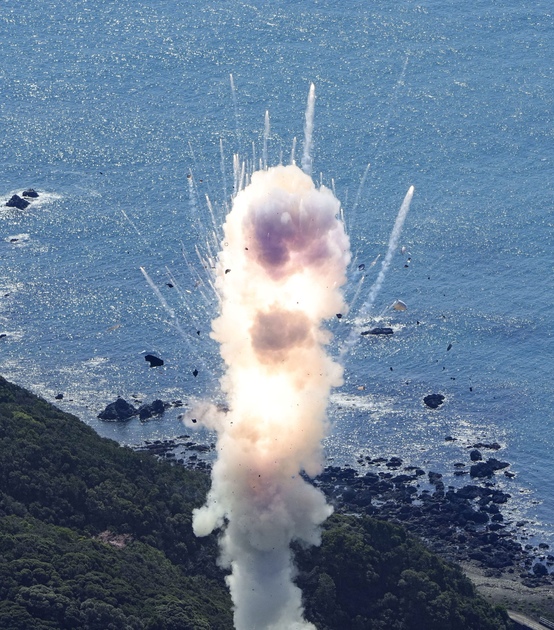 Explosion d'une fusée japonaise peu après son lancement