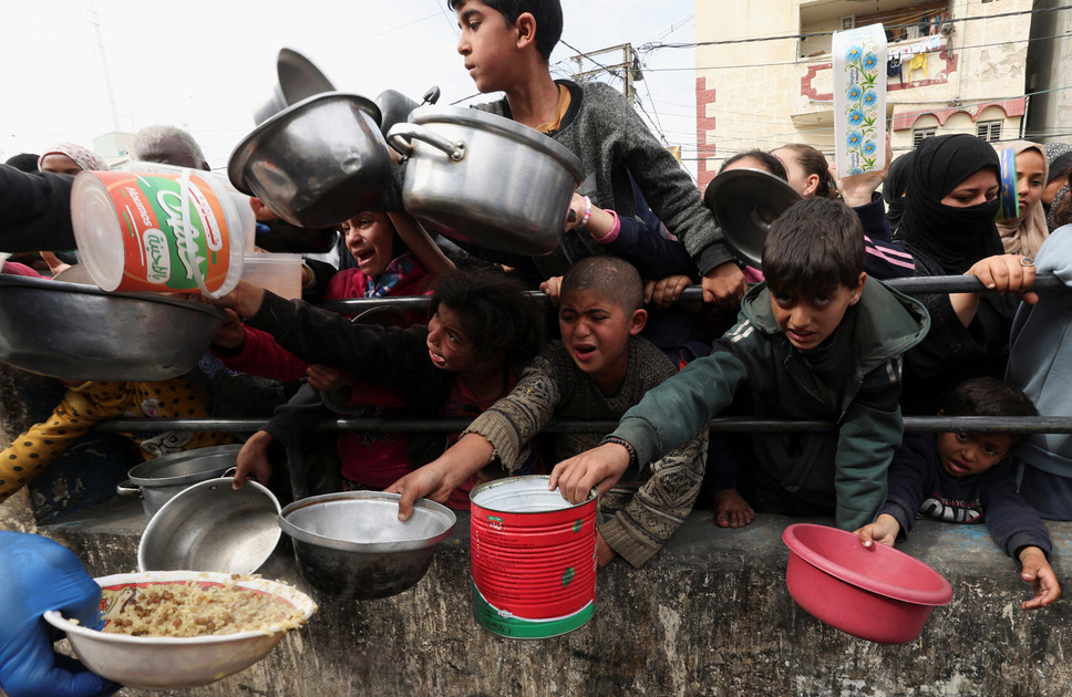 La faim ravage les enfants de Gaza, aides insuffisantes