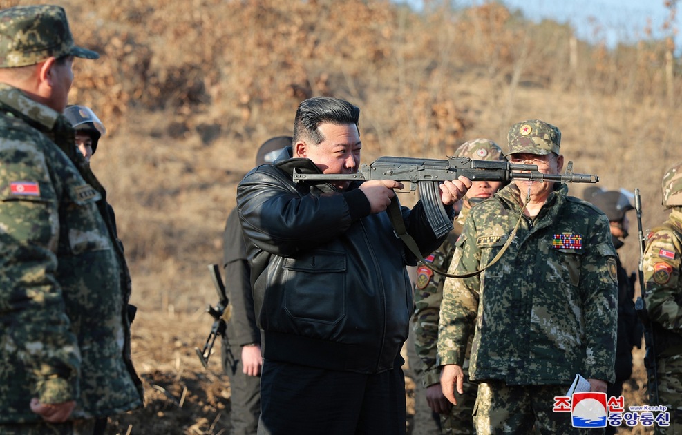 Le leader de la Corée du Nord mobilise son armée pour le combat