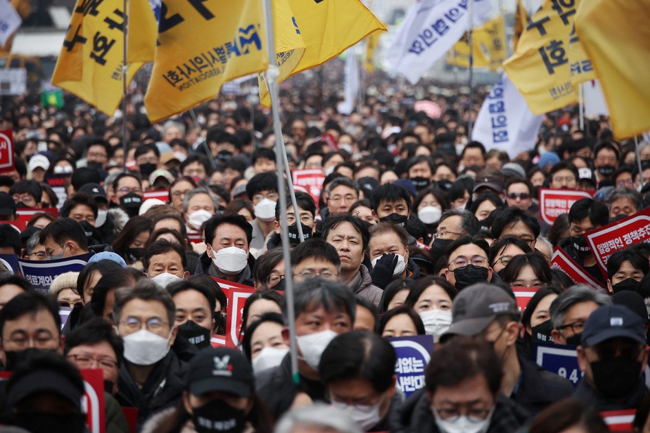 Manifestation des médecins sud-coréens contre l'augmentation des places en médecine