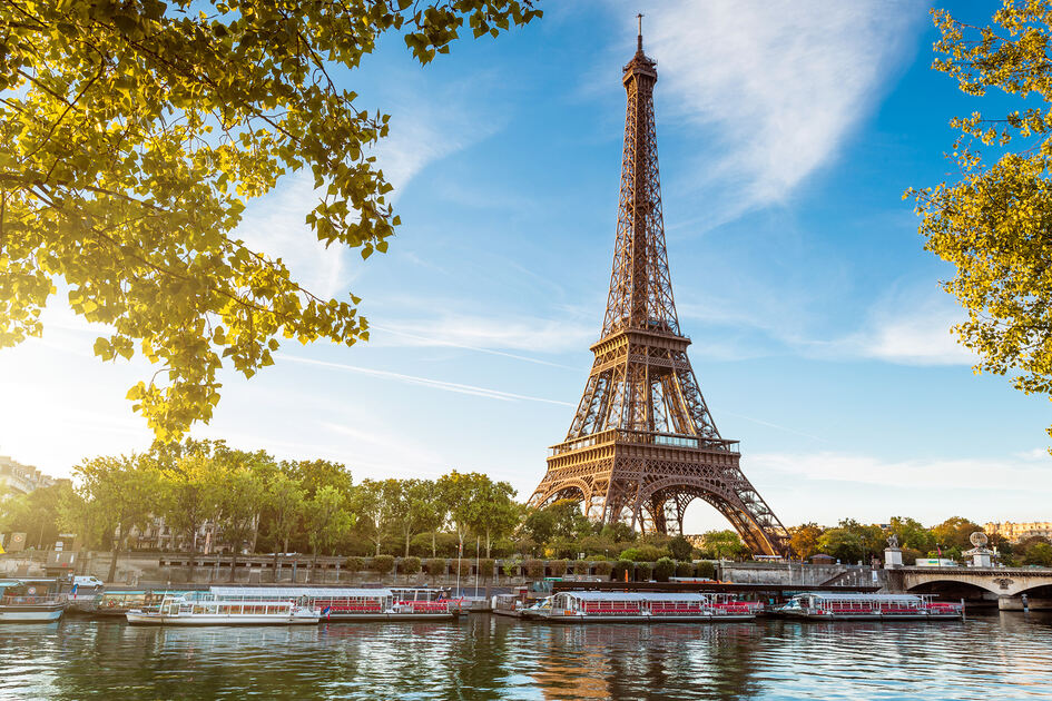 Tour Eiffel, le pyramide métallique de Paris