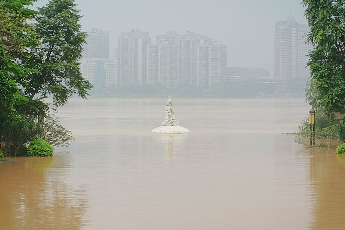 Alerte Météo Extrême à Guangdong, Pluies Sans Précédent