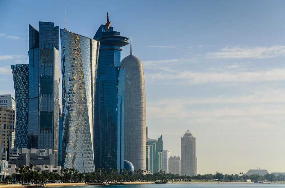 Amélioration du crédit souverain pour Qatar, EAU, KSA, Oman