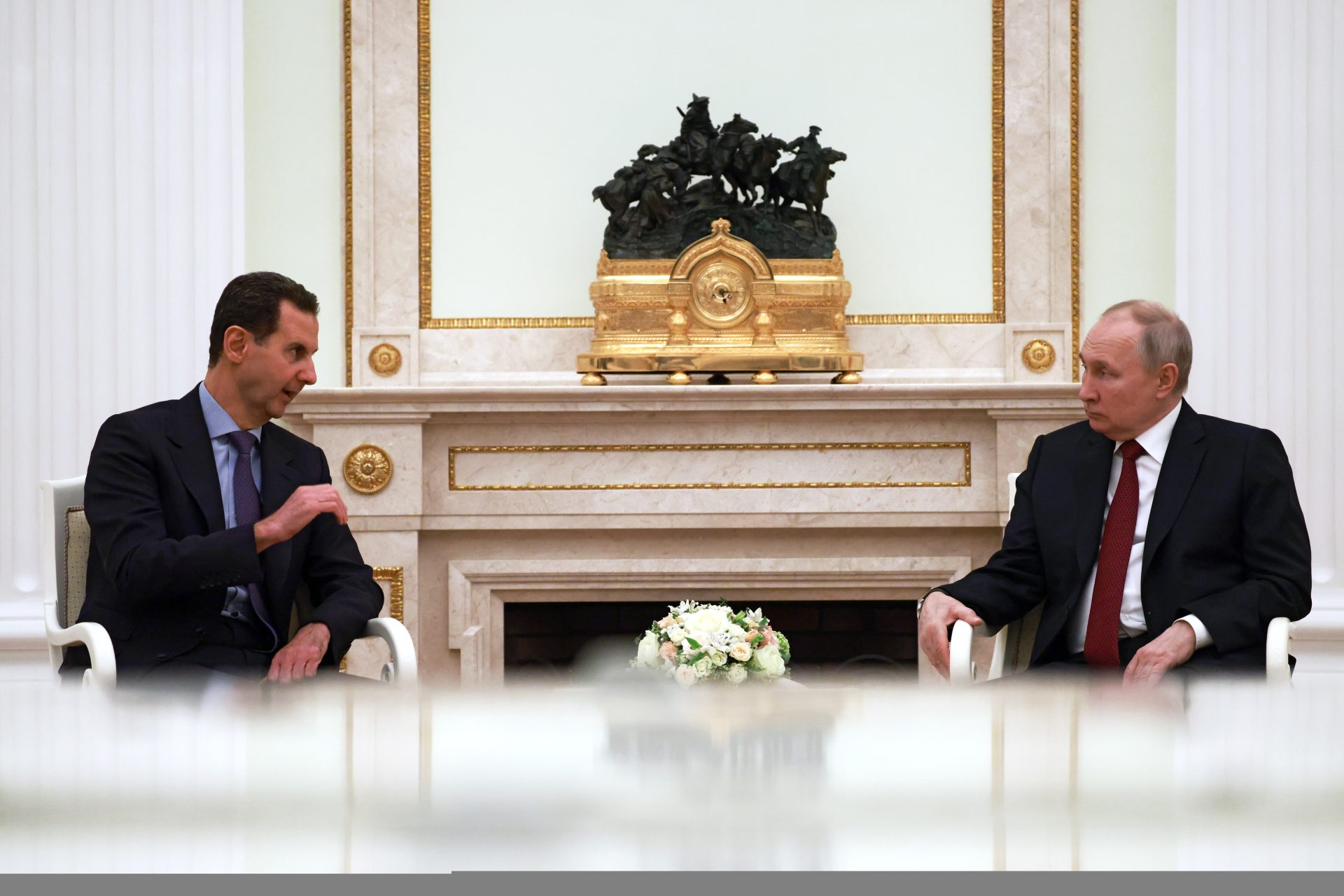 Assad loue le rôle de la Russie et mentionne des rencontres avec des Américains