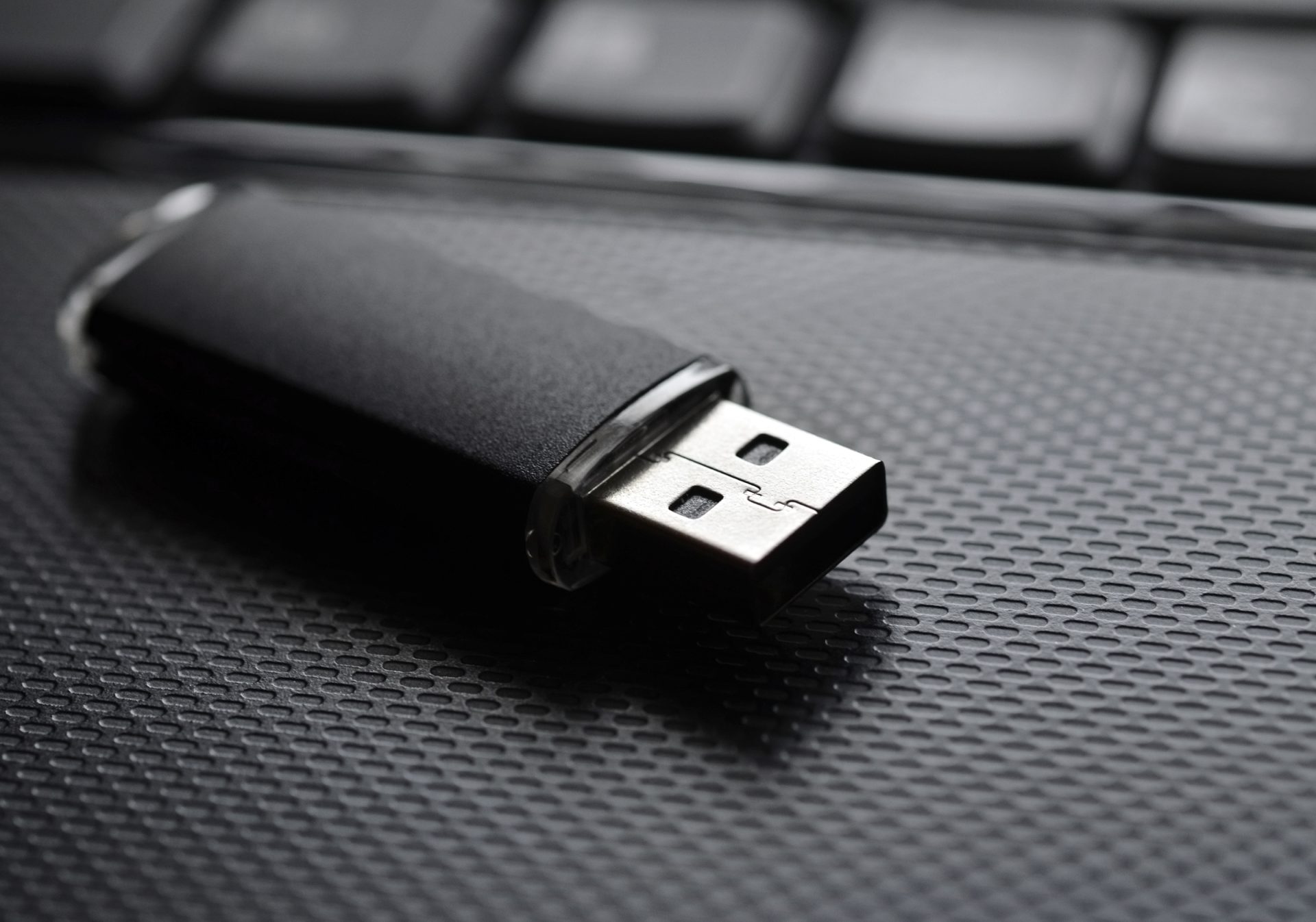 Attention au tueur de PC - Clé USB qui détruit tout appareil connecté