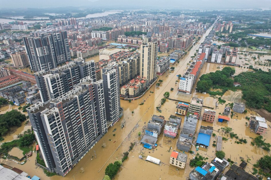 Chine évacue 100000 personnes sous pluies diluviennes au sud