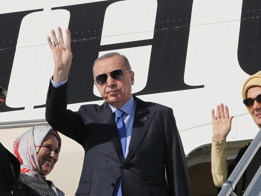 Erdogan atterrit à Bagdad, une première en plus de dix ans