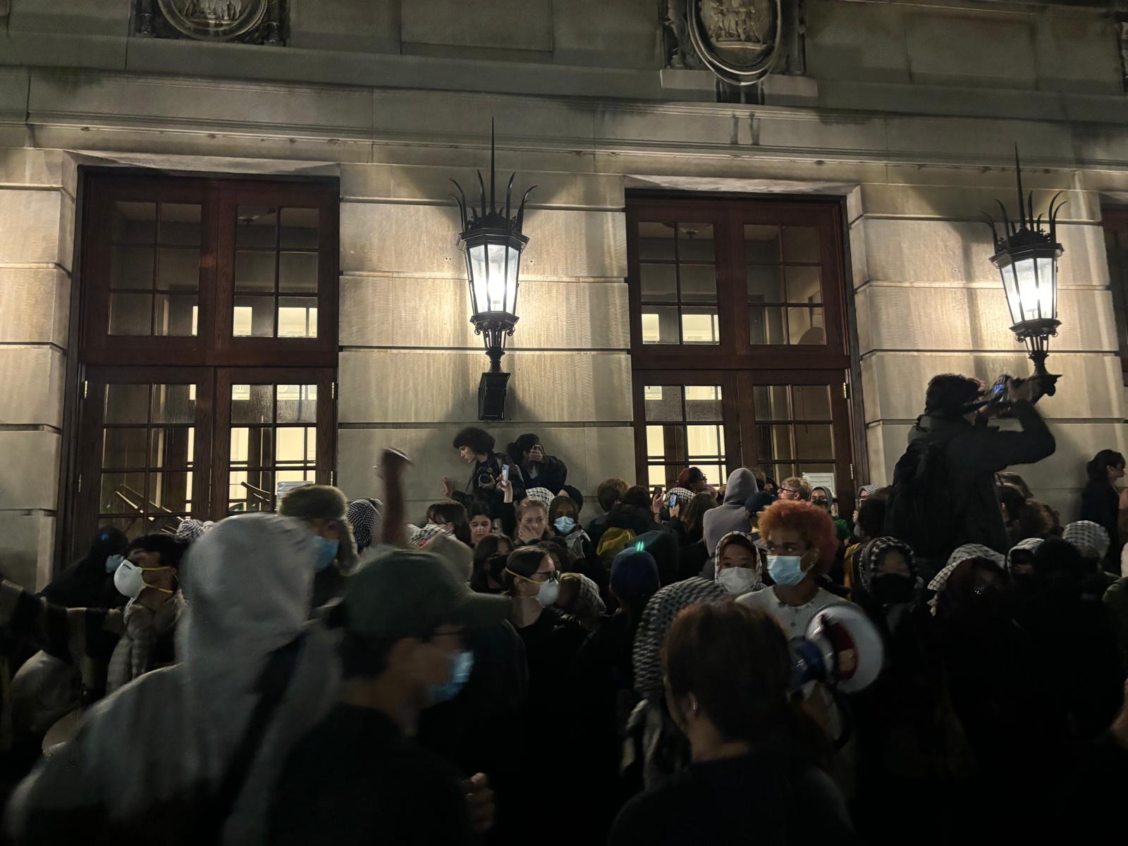 Etudiants prennent le contrôle de deux bâtiments à Columbia en protestation