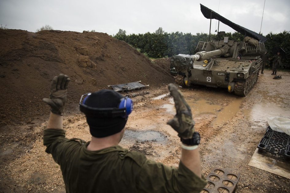 Israël prêt à passer de la défense à l'attaque contre Hezbollah