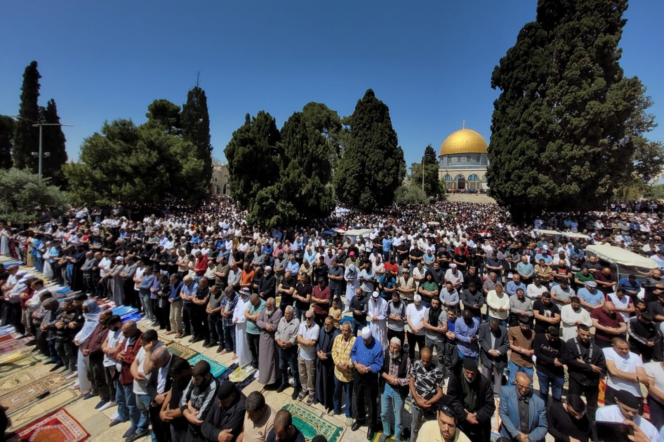 L'Al-Aqsa après Ramadan, adieu à ses fidèles en retraite