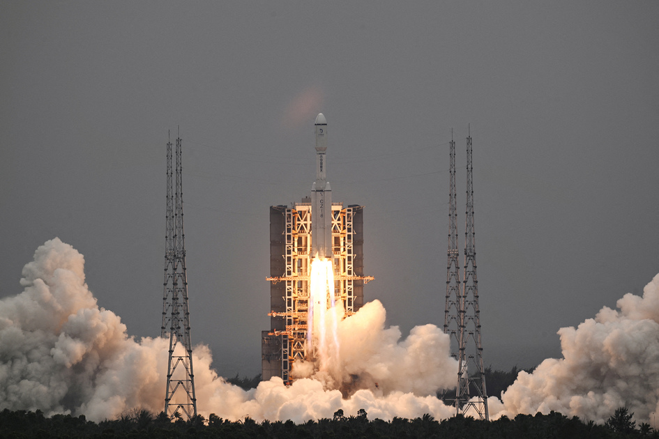 La Chine lance avec succès son satellite Queqiao 2 pour communiquer avec ses missions lunaires