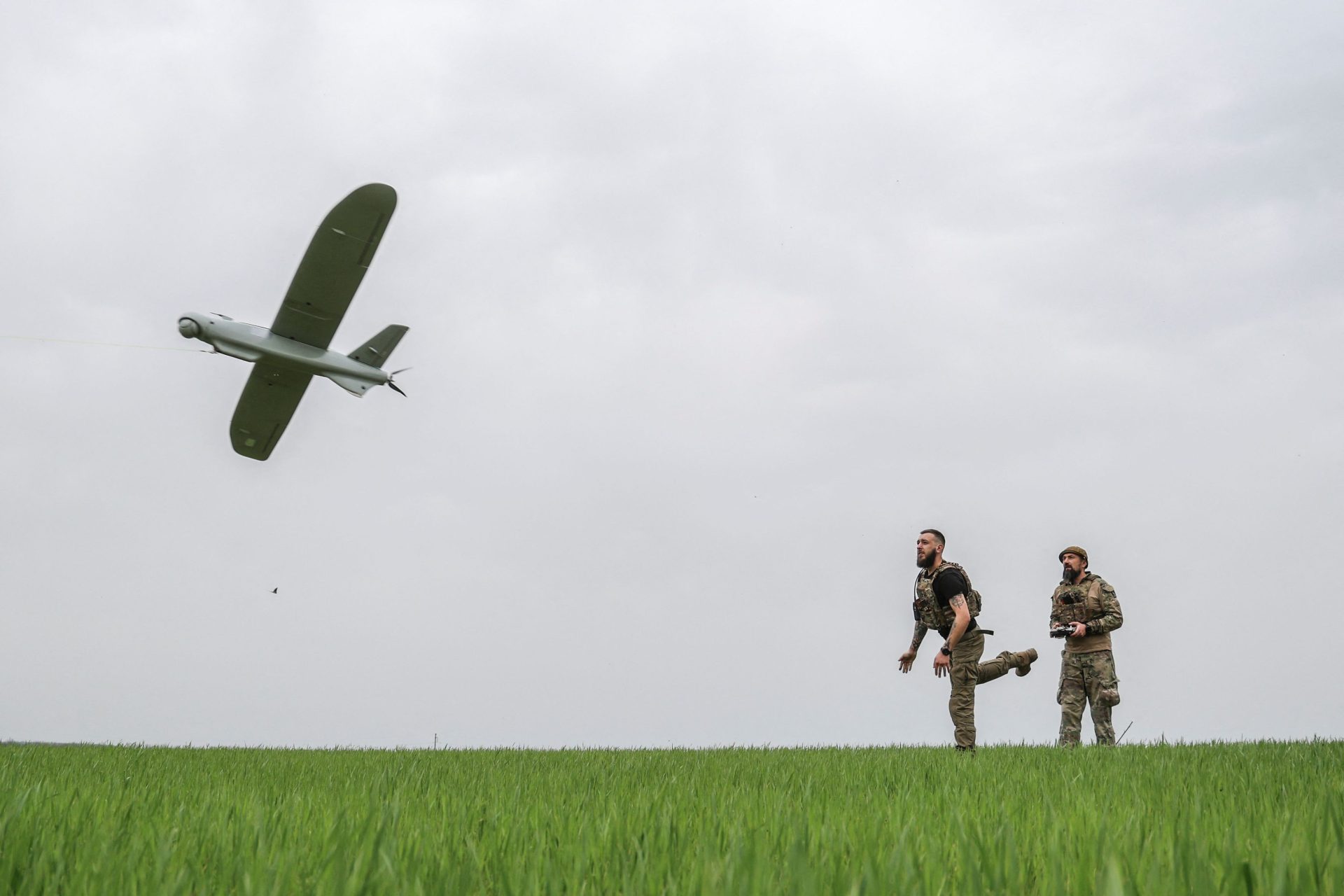 Russie intercepte drones, Ukraine condamne bombardement gazoducs
