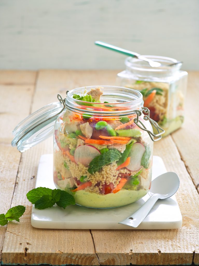 Salade estivale en bocal : Poulet et légumes !
