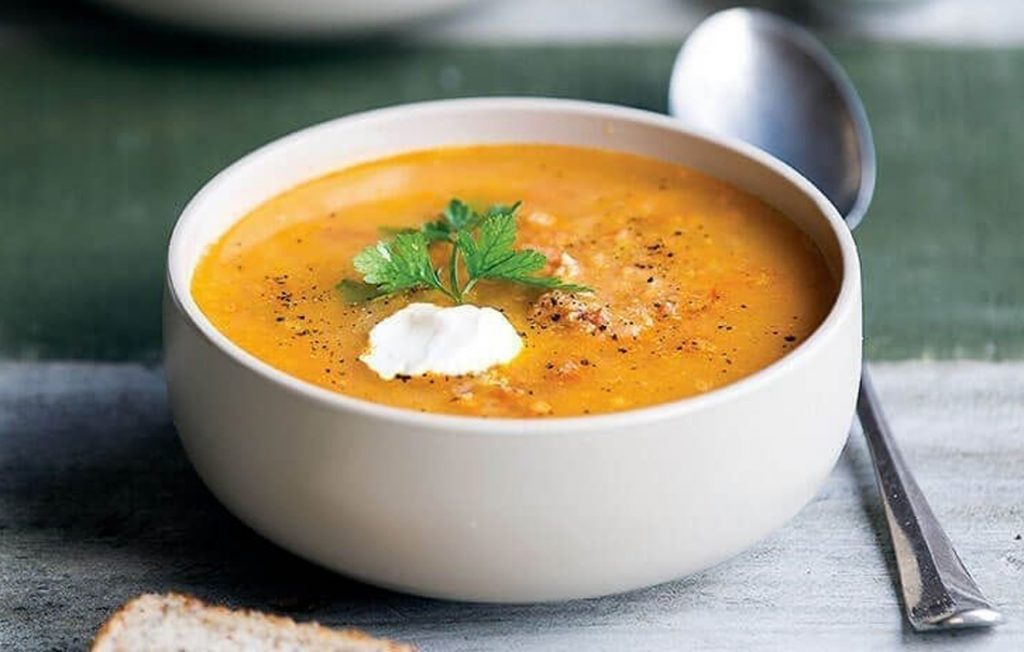Soupe chorizo et lentilles: recette réconfortante