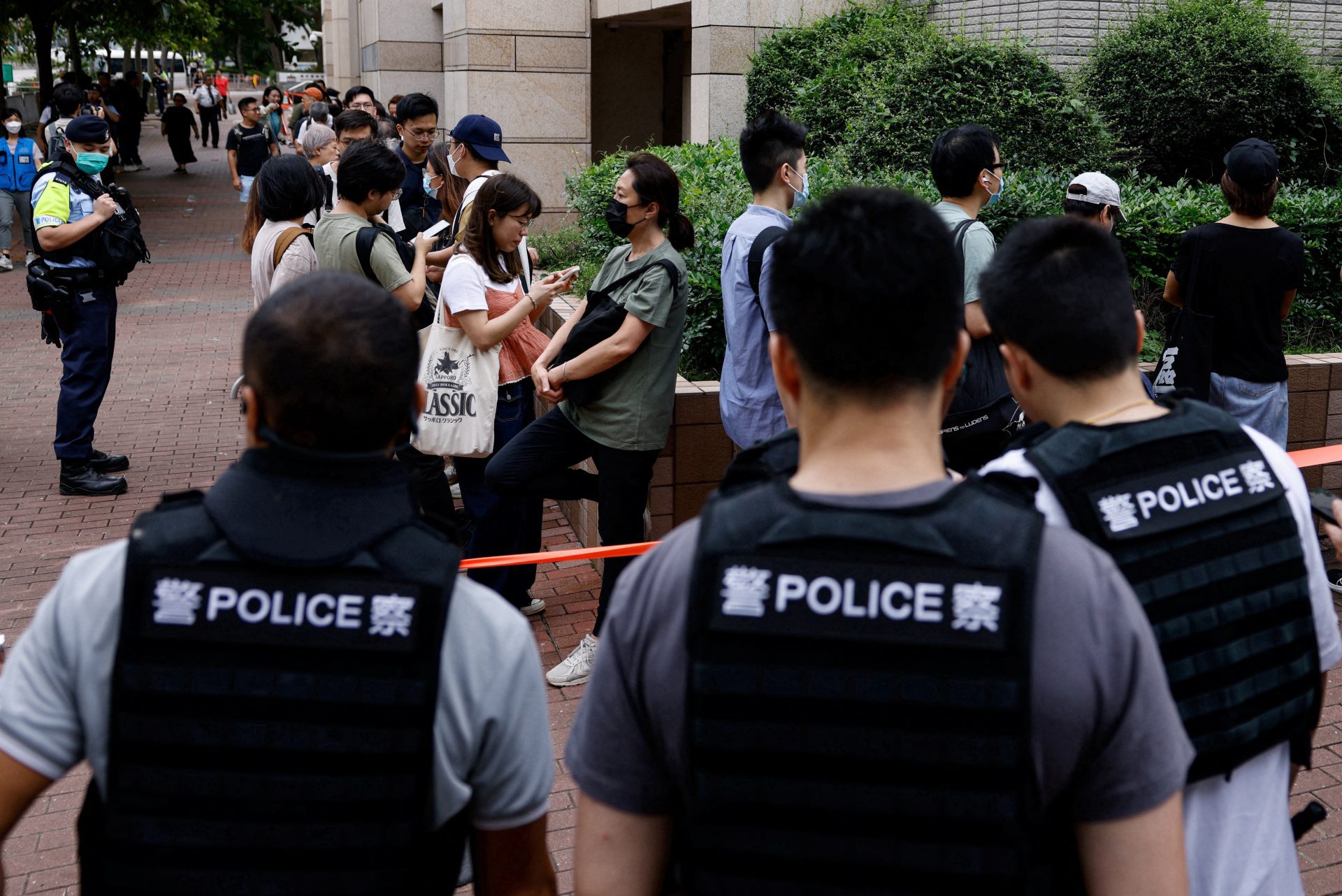 14 militants pro-démocratie reconnus coupables à Hong Kong