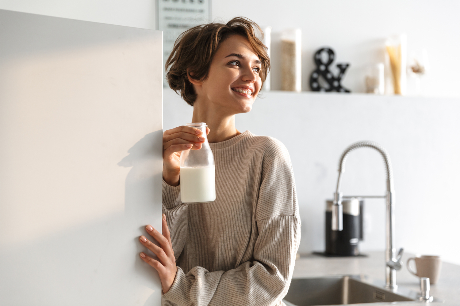 Boire du lait le matin ou le soir, quel impact sur le cœur ?