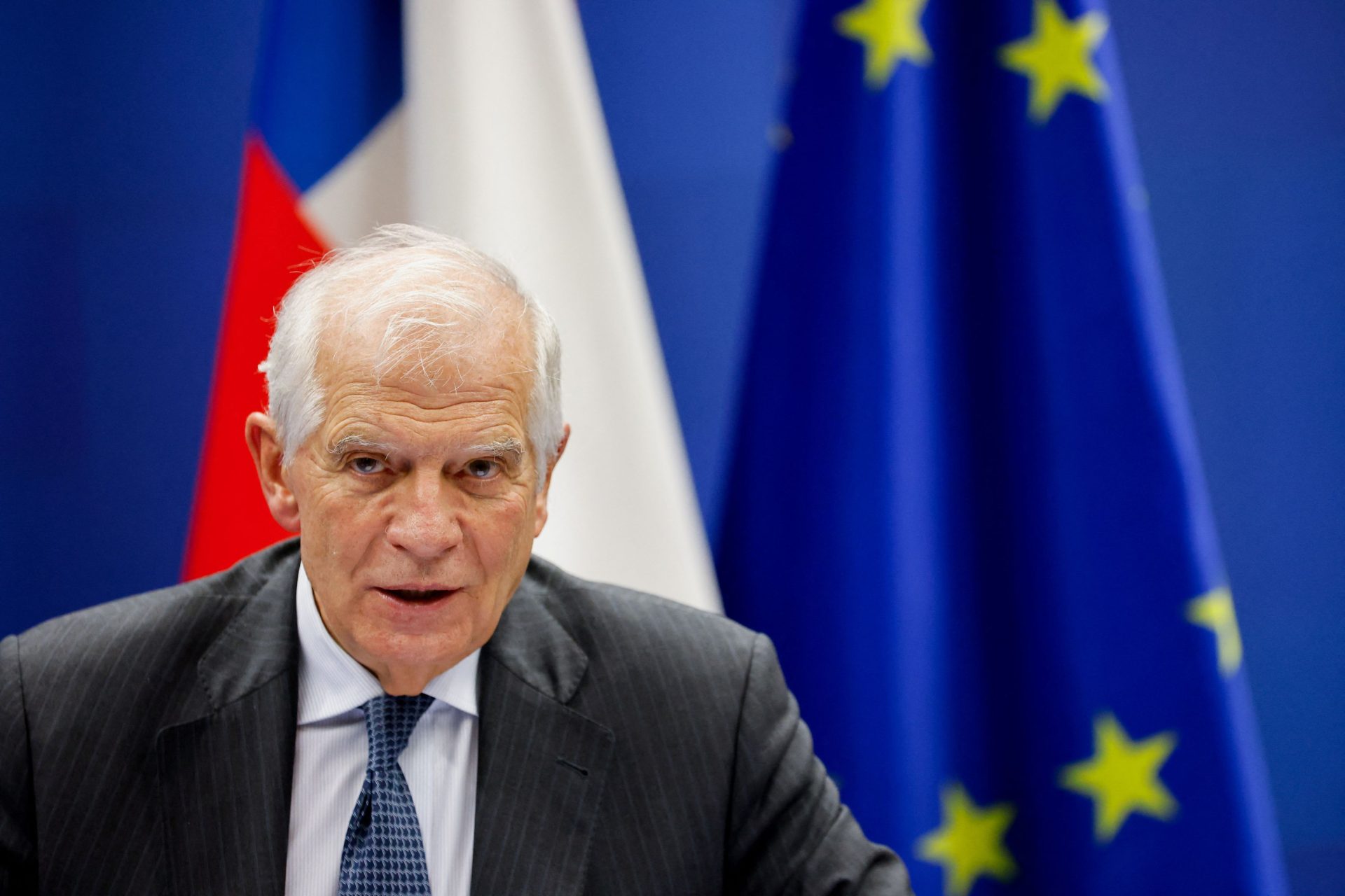 Borrell appelle les leaders européens à cesser la vente d'armes à Israël