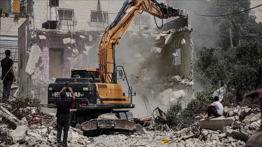 Démolition d'immeubles et bergeries par l'occupation à Jérusalem Nord-Est