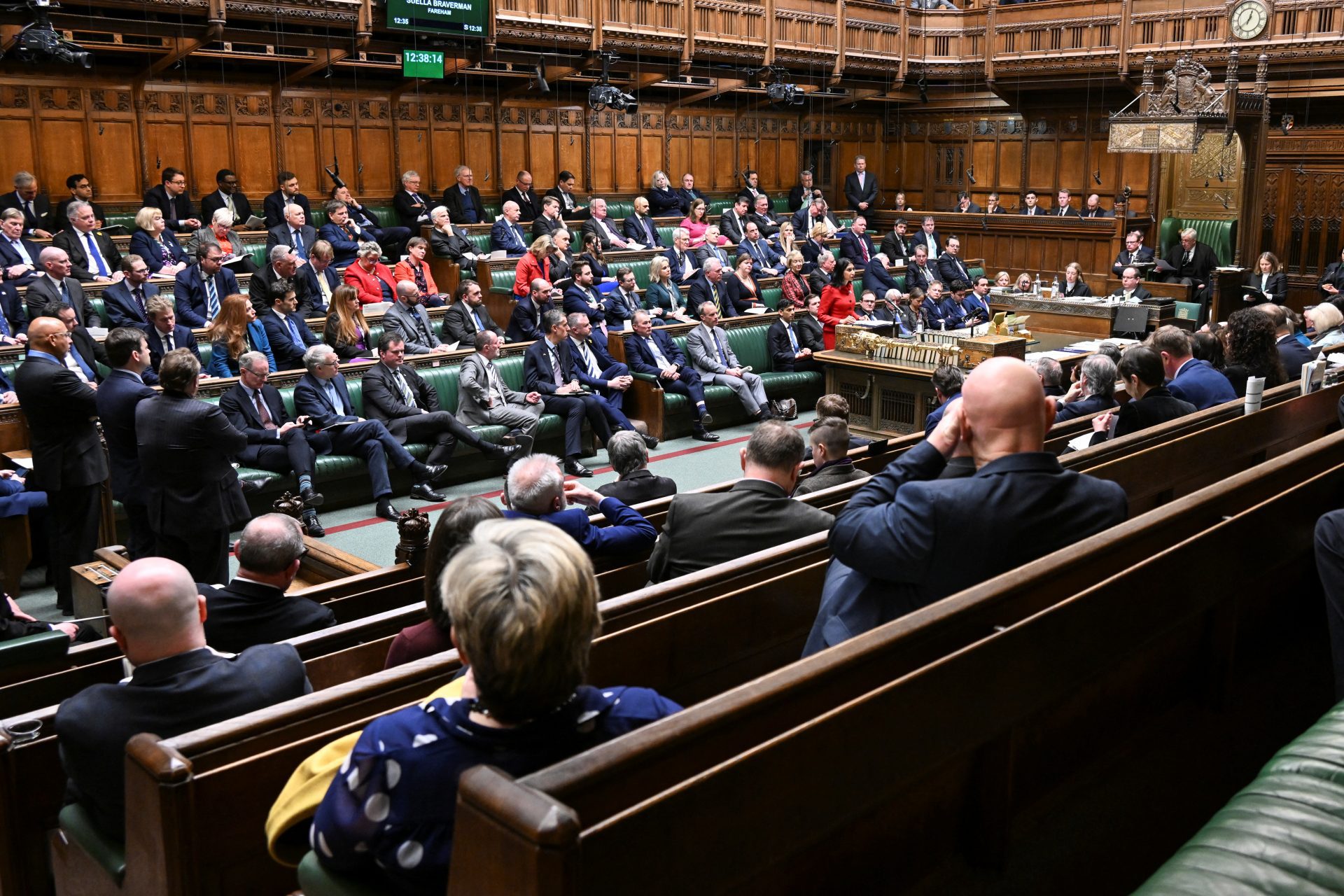 Dissolution du parlement britannique: Labour Party vers le pouvoir