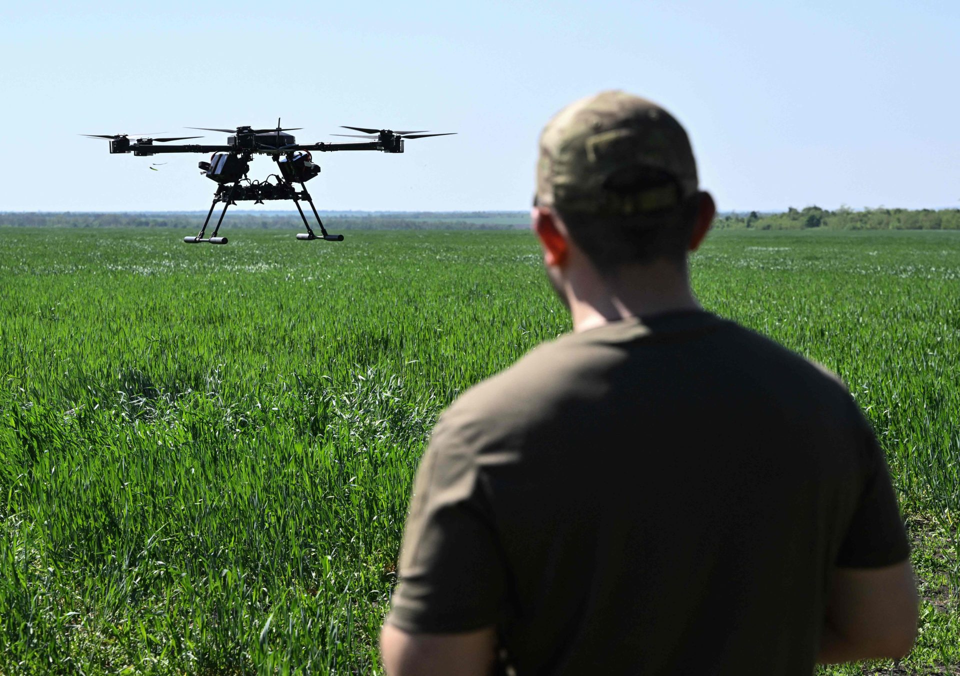 Guerre des Drones en Cours, Washington Recharge pour Soutenir l'Ukraine