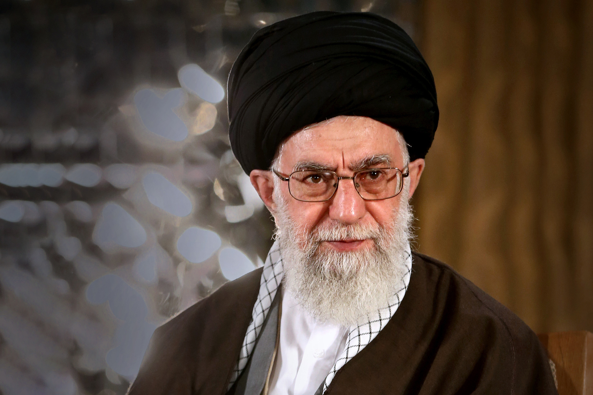 Khamenei Gaza devient la priorité mondiale, le traité sans effet sur les crises