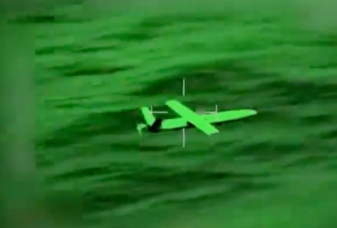 L'armée US détruit 5 drones en mer Rouge, navire touché