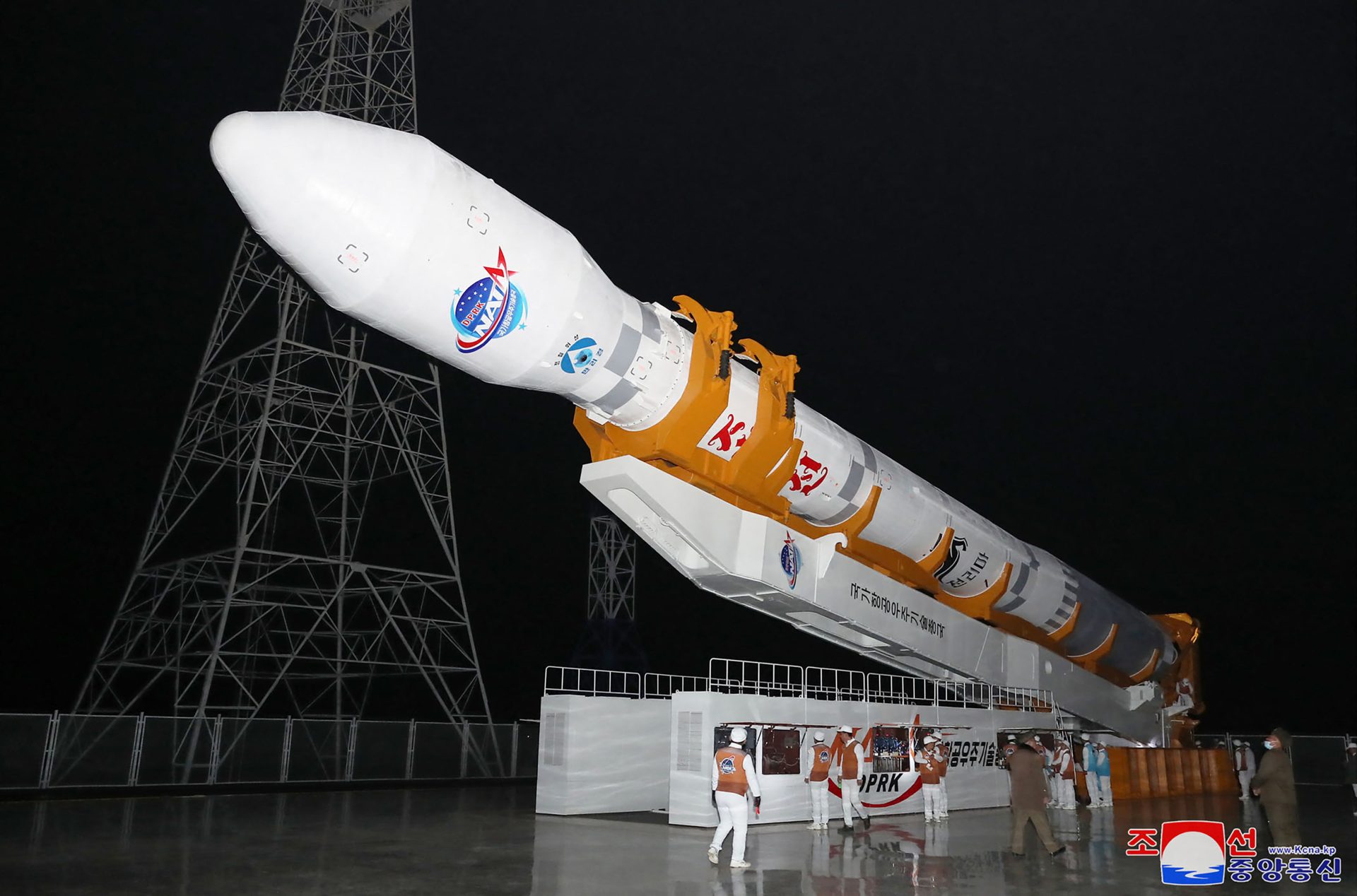 La Corée du Nord va lancer un satellite avant le 4 juin selon Japon