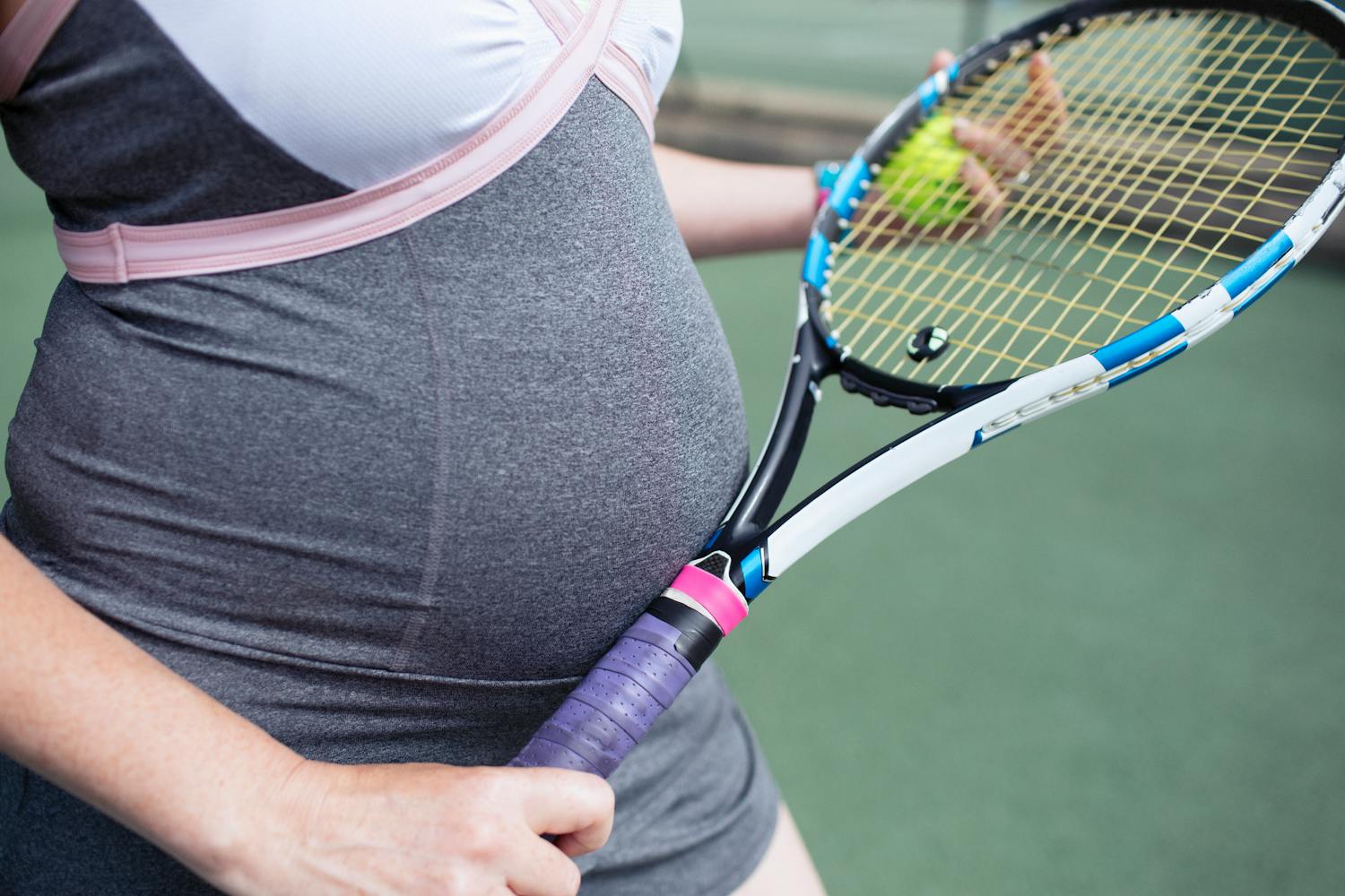 Peut-on jouer au tennis en étant enceinte- conseils de Dre Gires.jpeg