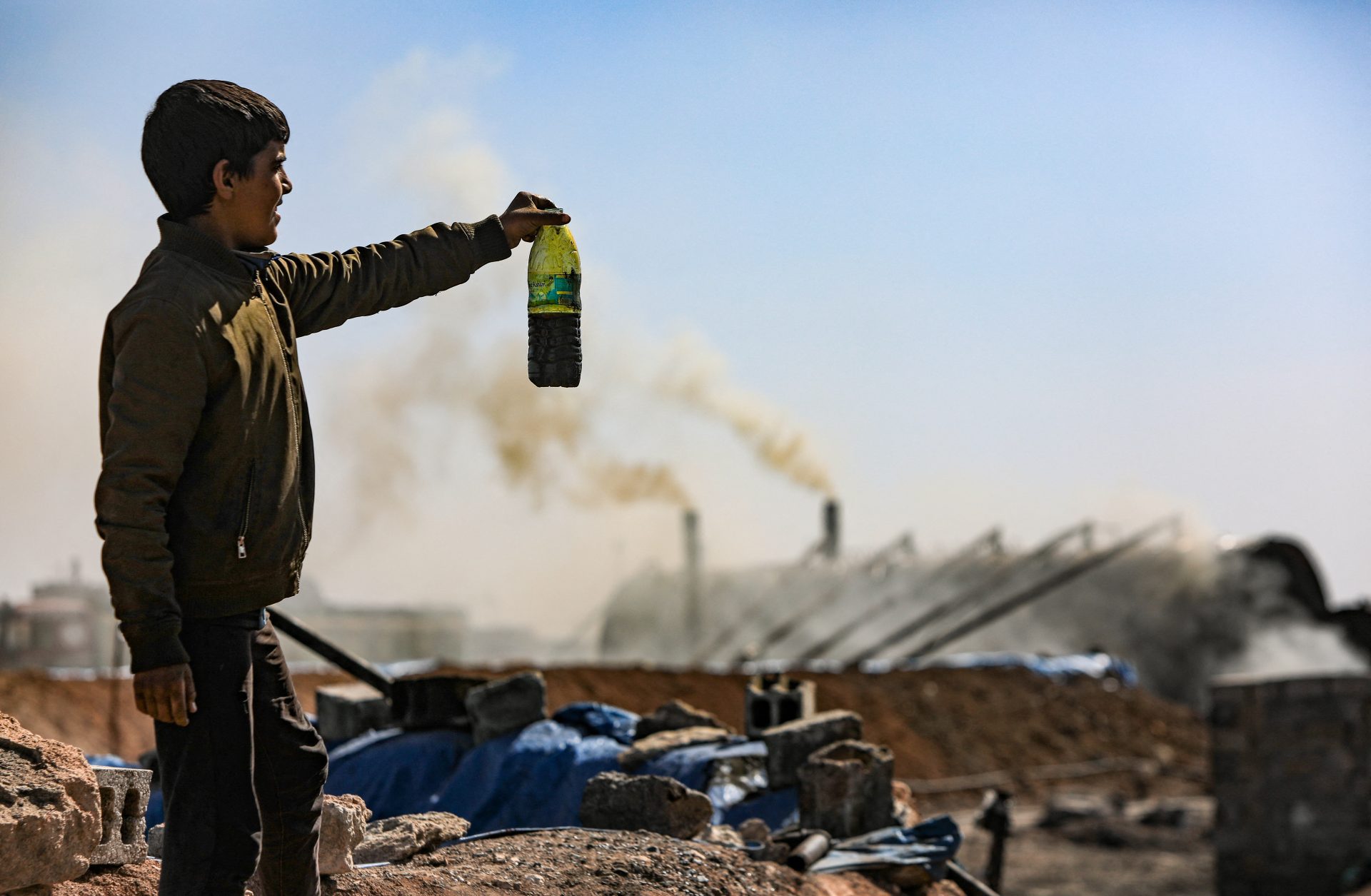 Polluants chimiques, tueurs silencieux en Syrie et Irak