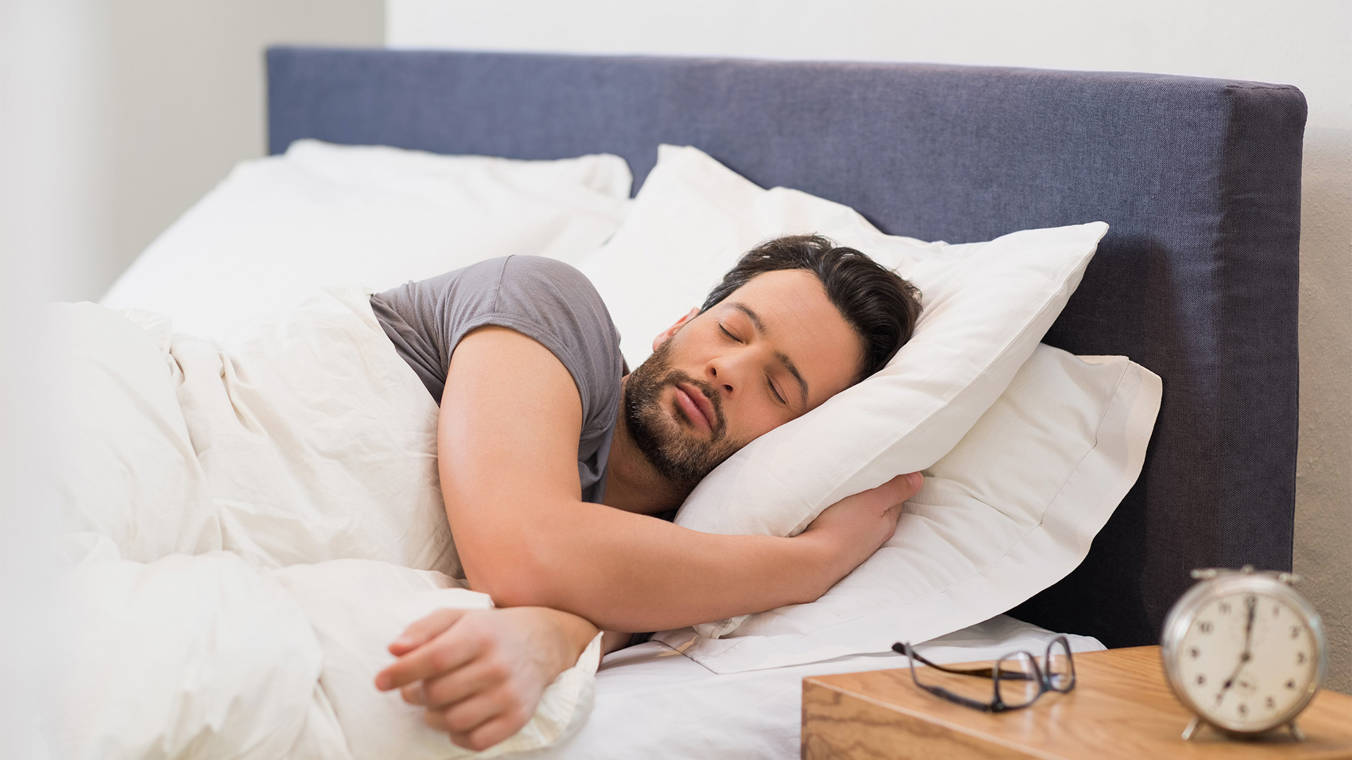 Pourquoi votre position de sommeil pourrait réduire votre espérance de vie