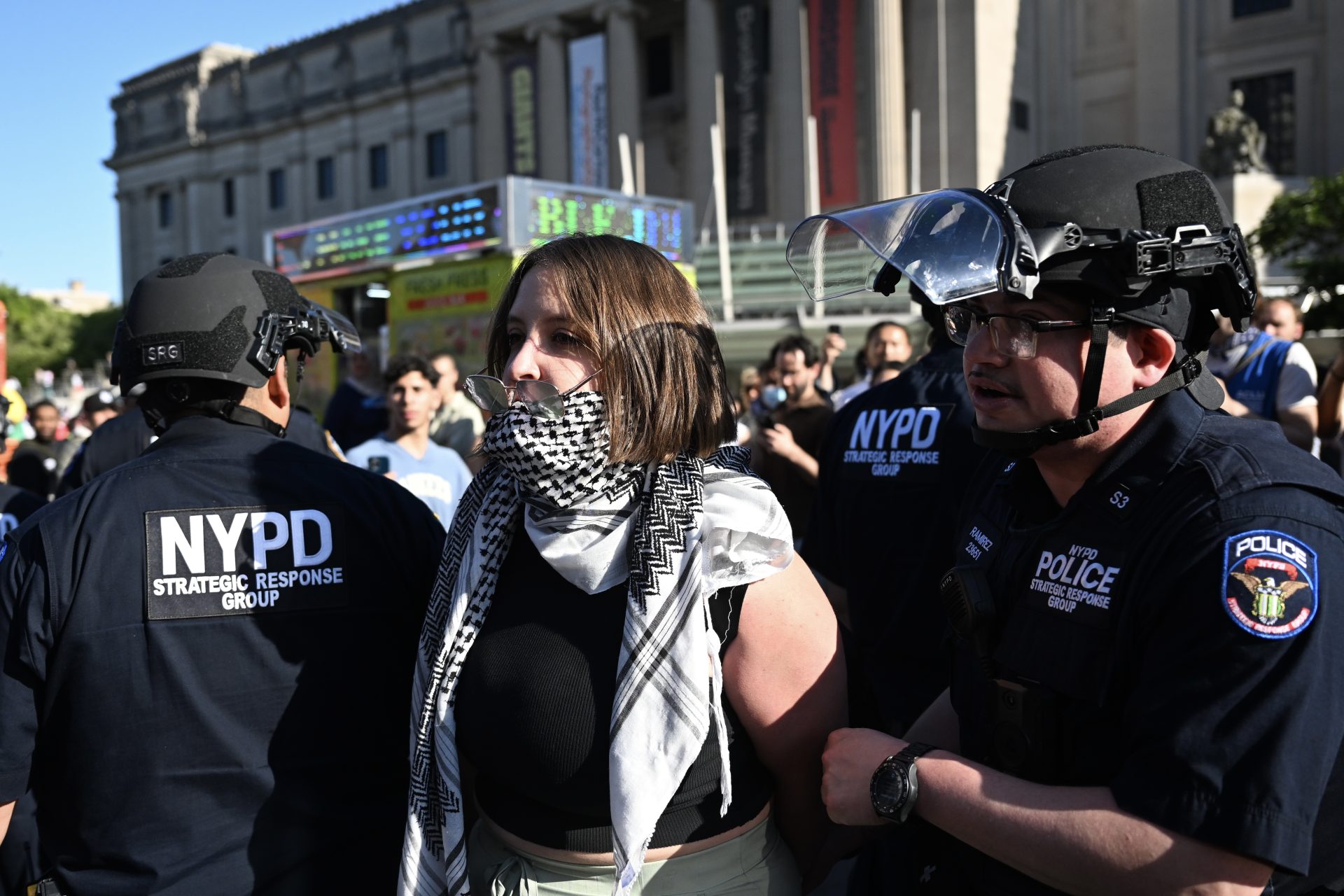 Arrestation de militants à New York lors d'une manif anti-Gaza