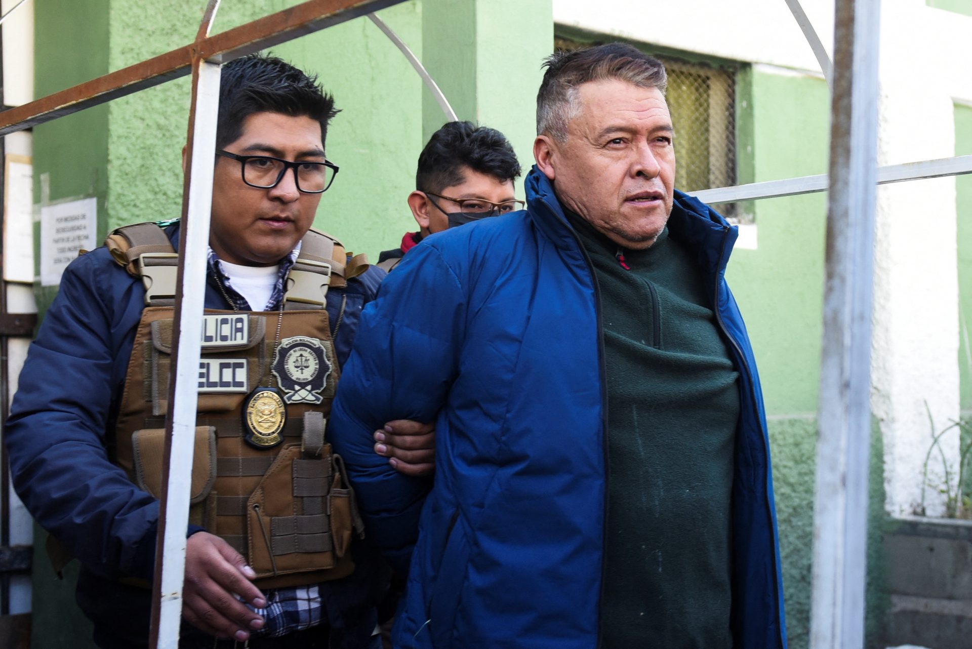 Bolivie arrestation des leaders du coup d'état raté en détention