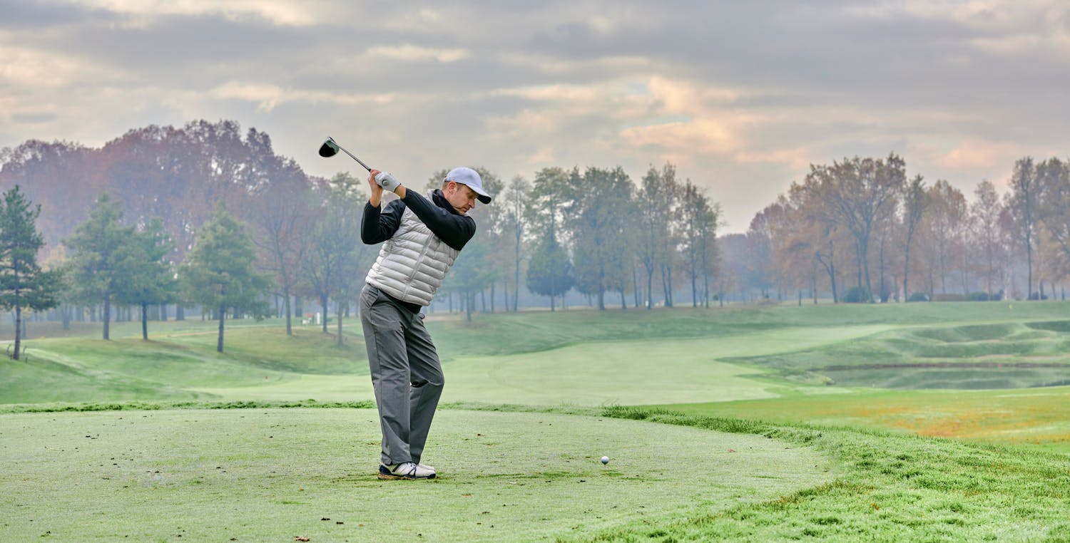 Conseils pour jouer au golf en hiver sans risquer sa santé.jpeg