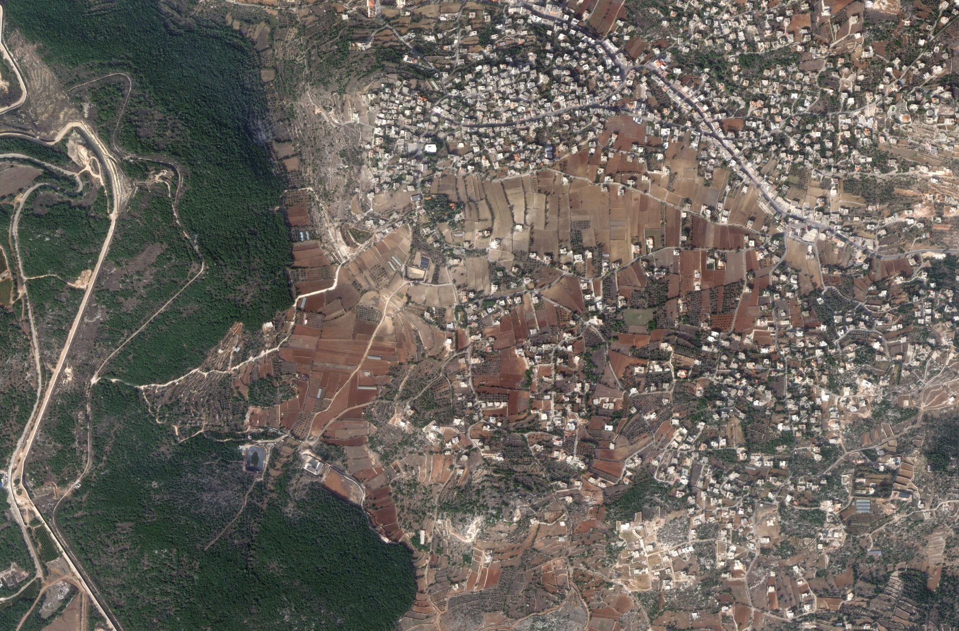 Israël vise-t-elle une "zone morte" au Liban selon Financial Times