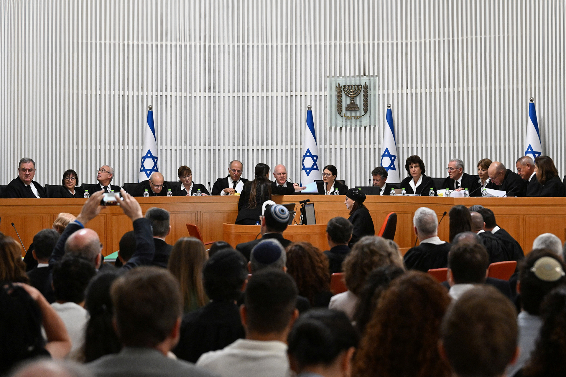 La Cour suprême israélienne examine la loi sur l'exemption haredim